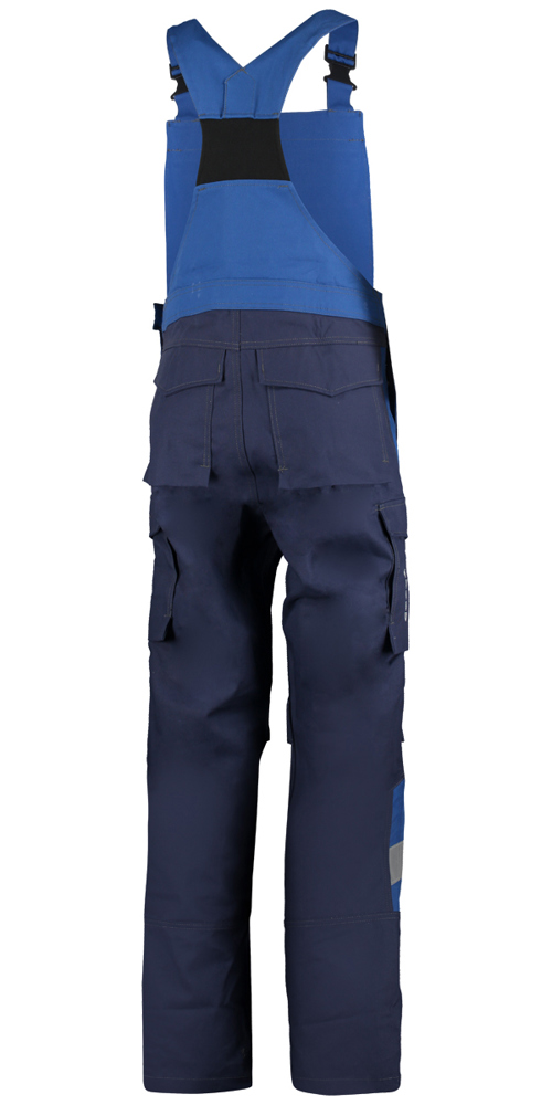 Latzhose Ian