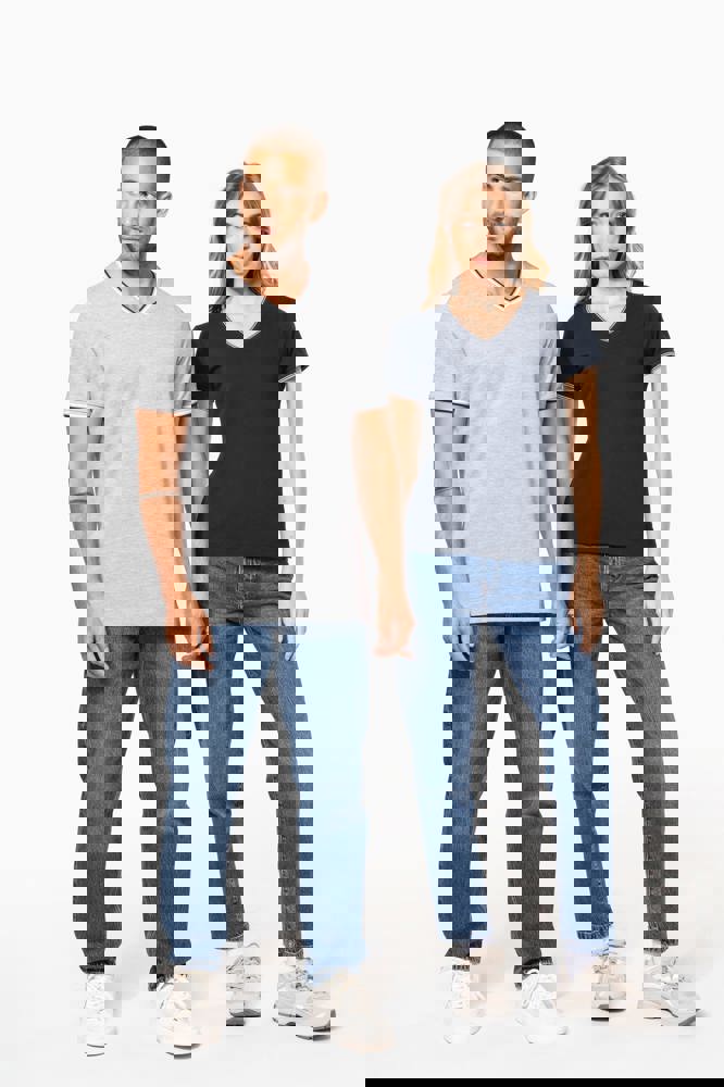 K374 - Herren T-Shirt aus Piqué-Trikot mit V-Ausschnitt